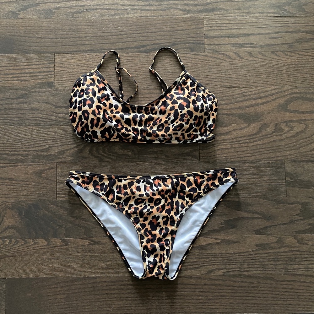 New leopard bikini